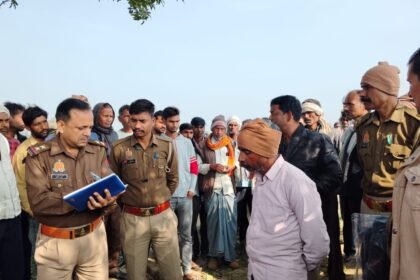 अछल्दा में मुर्गी फार्म पर कार्य करने वाले युवक ने फांसी का फंदा लगाकर दी जान:आम की डाल पर दुपट्टा से लटका मिला शव