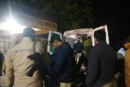 घर मे मनाया जा रहा जश्न बदला मातम में:बेटे के जन्मदिन पर केक लेने जा रहे पिता की हादसे में मौत,घायल रिश्तेदार रेफर