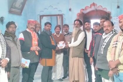 प्राण प्रतिष्ठा के समय धार्मिक आयोजन:घर-घर जलाए राम ज्योति बांटे जा रहे अक्षत और पत्रक