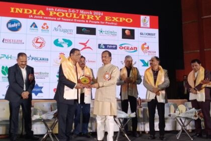 इंडिया पोल्ट्री एक्सपो का शुभारंभ:यूपी में कुक्कुट पालन को बढ़ावा देने के लिए सरकार ने विकास नीति लागू की:सांसद डा.दिनेश शर्मा