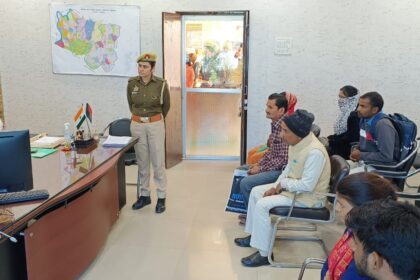 पुलिस अधीक्षक चारू निगम ने सुनी फरियादियों की समस्या