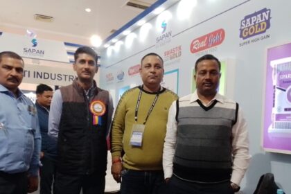 सपन ग्रुप के स्टॉल पर पोल्ट्री किसानो को वैज्ञानिक तकनीकी और उत्पादन को बढ़ावा देना