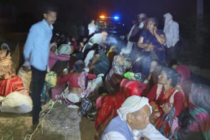 नैमिषारण्य में दर्शन करके लौटते वक्त:श्रद्धालुओं से भरी स्लीपर बस पलटी,मची चीख पुकार
