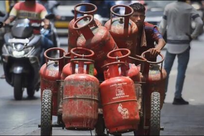 LPG Price Today: फिर से सस्ता हुआ एलपीजी सिलेंडर, महंगाई से मिली राहत, जानें लेटेस्ट रेट्स