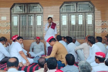 सत्तारूढ़ दल की सरकार से हर वर्ग परेशान:विधायक प्रदीप यादव