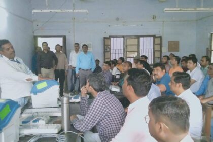 लोकसभा निर्वाचन:पीठासीन और मतदान अधिकारियों को प्रशिक्षण,अनुपस्थित कार्मिकों के खिलाफ कार्यवाही के निर्देश