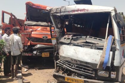 गलत दिशा से आ रही बस और ट्राला की टक्करःहादसे में 24 लोग घायल,कानपुर से आगरा बेटी की शादी में जा रहे थे