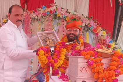 कलयुग के दोस्त चापलूस:मित्रता की मिसाल श्रीकृष्ण और सुदामा जैसी