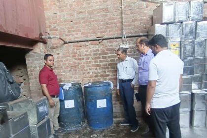 खाद्य विभाग टीम: सरसो का तेल समेत 30 सैंपल भरे,358 लीटर तेल सीज
