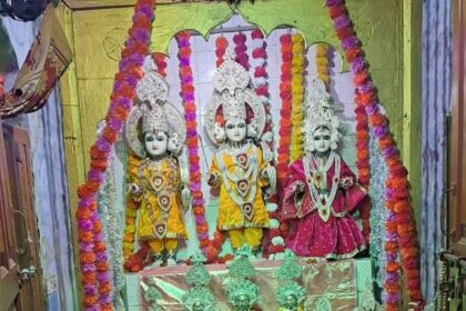 अछल्दा क्षेत्र के मंदिरों में भव्य सजावट भजन कीर्तन के साथ अखंड पाठ शुरू