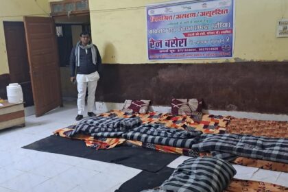 रैन बसेरा और जलाए जा रहे अलावों को निरीक्षण कर अध्यक्ष ने दिए निर्देश